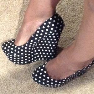 COPY - ❤️❤️Polka Dot Wedges❤️❤️